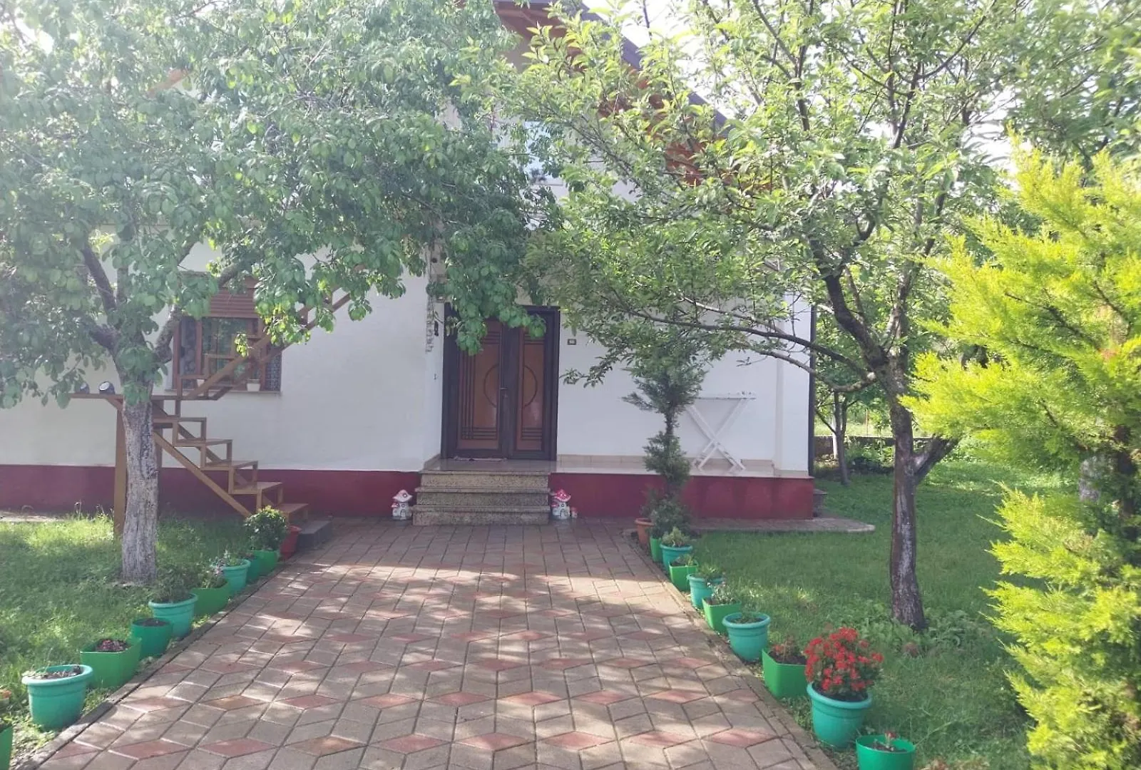 Riza Guest House Puke Albania